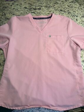 Fabletics Pink Scrubs (New Without Tags)